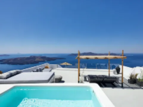 You and Me Suites Hotels in Santorini
