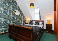 Carlton Hotel Отели в г. Форрес