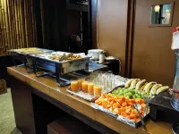 Hotel Mount Regency - Breakfast