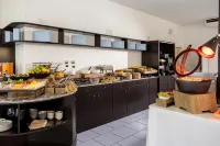 Hi Hotels Riva - breakfast