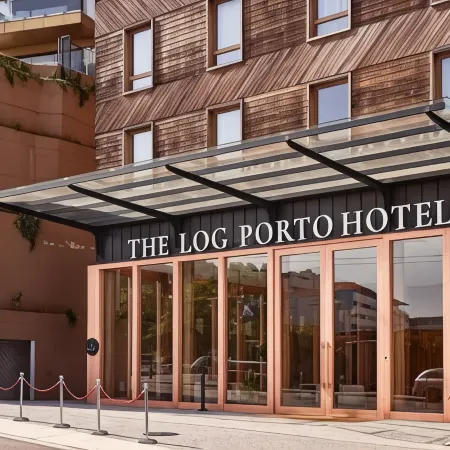 The Log Porto Hotel by Piamonte Hotels Отели рядом с достопримечательностью «Кампанья»