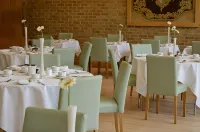Canterbury Cathedral Lodge - breakfast