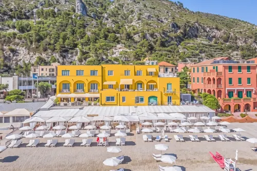 Hotel Albatros Varigotti Hôtels à : Spotorno