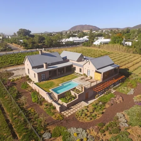 Vineyard Views Country House