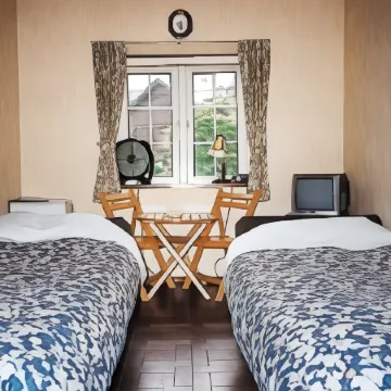 Tambara Kogen Pension Morgen Rote