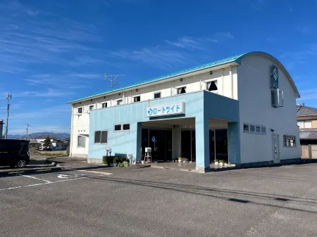 Business Hotel Roadside Отели в г. Йосиногава