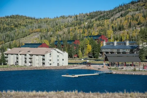 Ski in Ski Out with Spa and Game Room - Stunning Ski Retreat