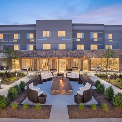 Courtyard Wayne Fairfield Hotels in Fairfield