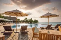 Kudafushi Resort & Spa - All Inclusive - Pools