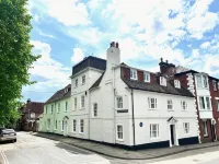 Peartree Serviced Apartments Отели в г. 