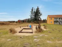 "Enni" - 100m from the Sea Hotels in Hals