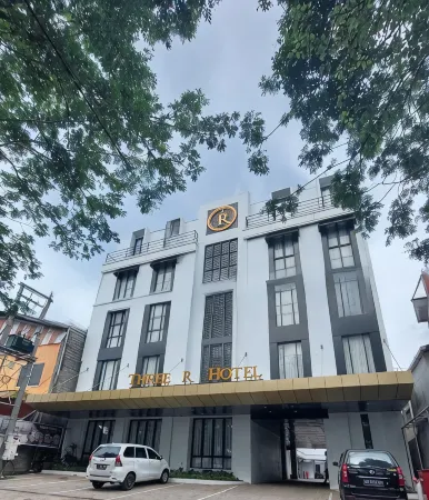 Three R Hotel Отели в г. Манадо
