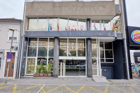 Hotel Amadeos - Matosinhos - Porto Отели в г. Матозиньюш