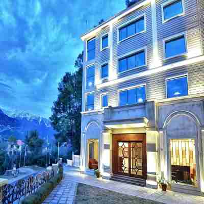 Justa Palampur Resort & Convention Centre Hotel Exterior