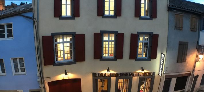 Hotel du Pont Vieux Hotéis em Aude