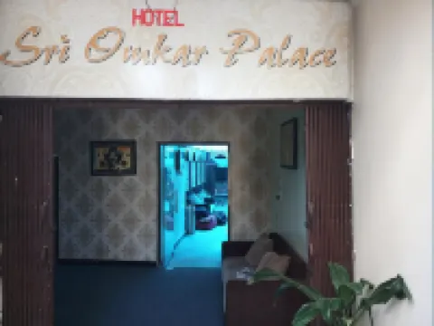Dwivedi Hotels Sri Omkar Palace Hotels near Dashashwamedh Ghat
