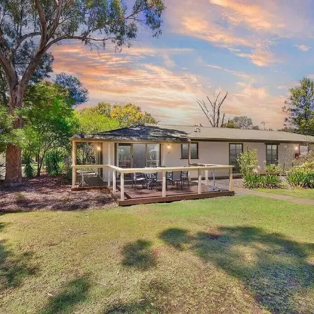 Winbi River Resort Holiday Rentals