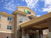 Holiday Inn Express & Suites Lamar Hotels in Lamar