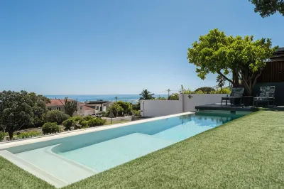 Finchley Guesthouse in Camps Bay Hotels in 