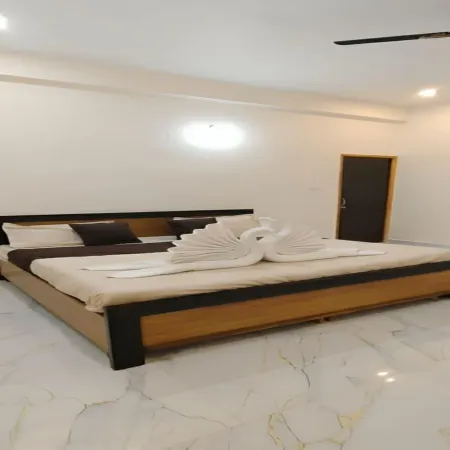 Hotel Pampa Sarovar