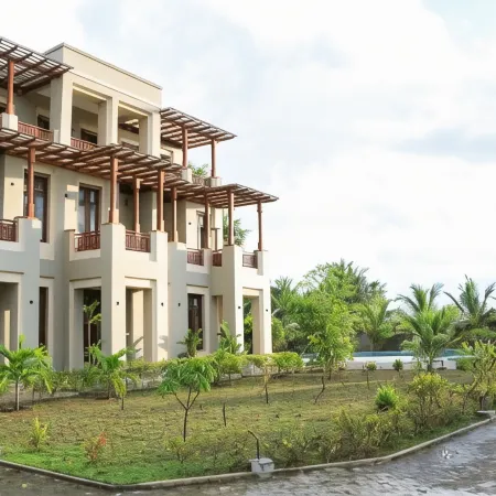 Paddyway Resort Hotels in Arugam