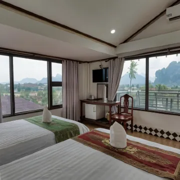 SD View Hotel Hotels near Vang Vieng View