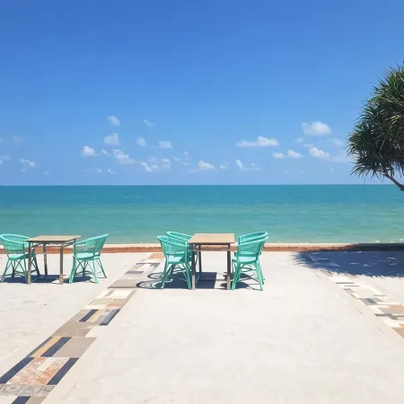 Wis Beach Khanom