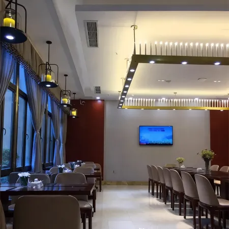 Cangxi International Hotel