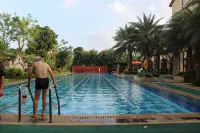 Kangfu Meilai Holiday Apartment (Chengmai Hongshuwan) - Pools