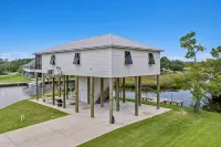 Waterfront Peninsula Home with Kayaks + Ping Pong + Dock