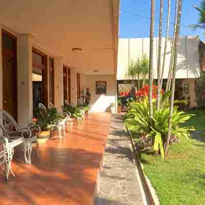 Hotel Safari Hotel Exterior
