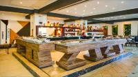 Azure Palm Resort hotel - breakfast