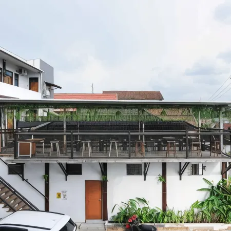 Urbanview Hotel Syariah @ Waskita Residence Telanaipura