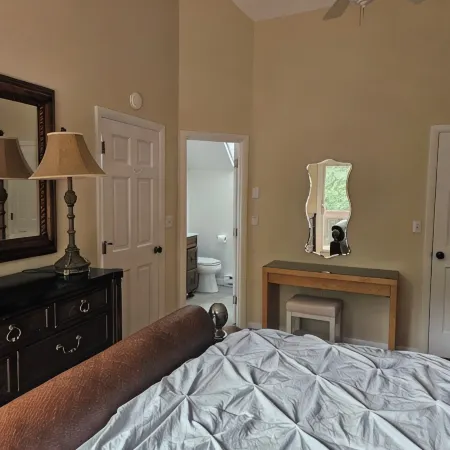 Charming 4-bedroom house with AC and WiFi in beautiful Edgartown