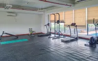 Great Deal Studio at Dave Apartment Near Campus - Gym