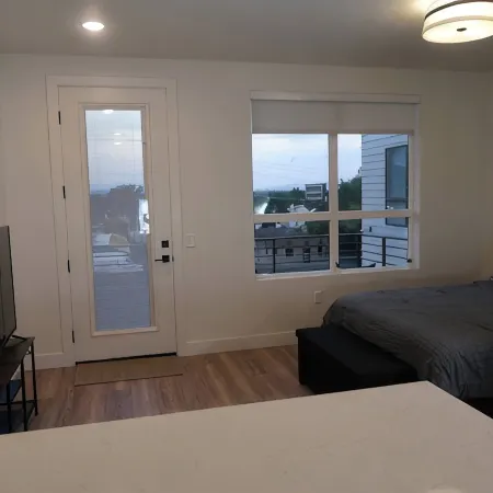 Cozy studio in marvelous Salt Lake City with WiFi, AC