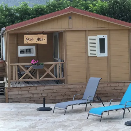 Chalet "pied aigu" At the foot of the Vercors, mountains and hiking. Pets allowed