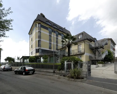 Hotel Tiffany Milano Hotels in Trezzano sul Naviglio