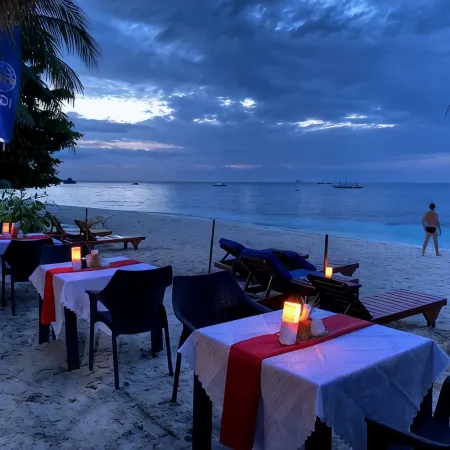 Avila's Horizon Dive Resort Malapascua