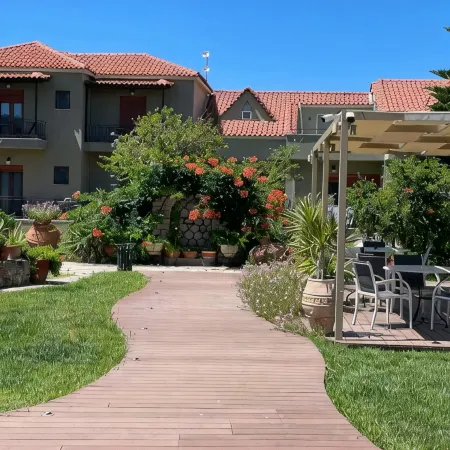 Ariadnes Holiday Accommodation