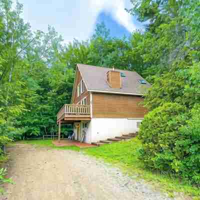 White Mountain Nest –  Ski • Hike • Storyland Hotel Exterior