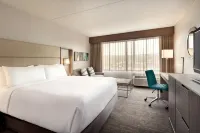 Crowne Plaza ENGLEWOOD by IHG - Boutique