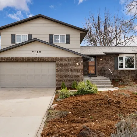 West Greeley 5 bed/4 bath tastefully furnished and recently updated.
