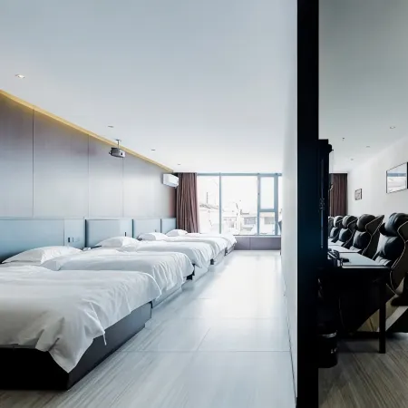 Bairin Right Banner Senbo E-Sports Hotel