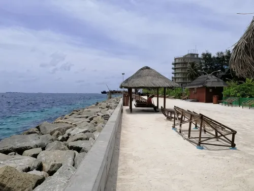 Riviera Cove - 1 bedroom apartment with living room & kitchen - 2-Star