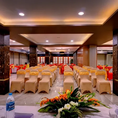 Udaan Clover Hotel & Banquet, Siliguri โรงแรมในสิลิกูริ