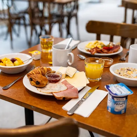 B&B Hotel Mons Gare