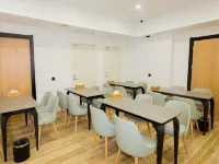 GreenTree Inn (Huaibin store) - Parking