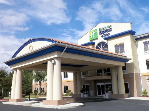 Holiday Inn Express & Suites INVERNESS-LECANTO by IHG