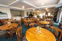 Best Western Plus Lawnfield Inn  Suites - breakfast